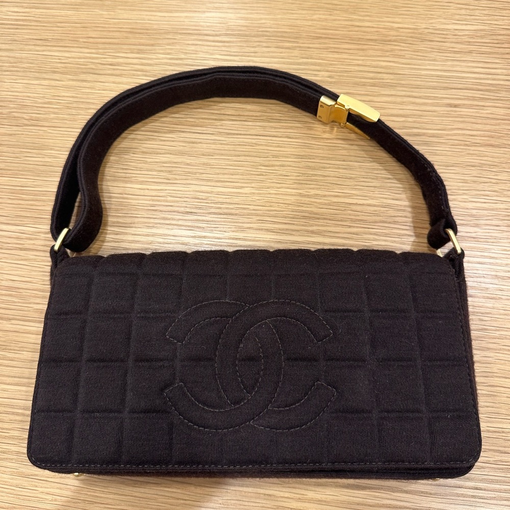CHANEL Dark Brown east west chocolate bar shoulder bag